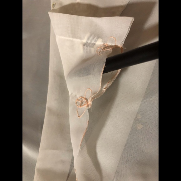 Vintage embroidered sheer window panel - Picture 4 of 12